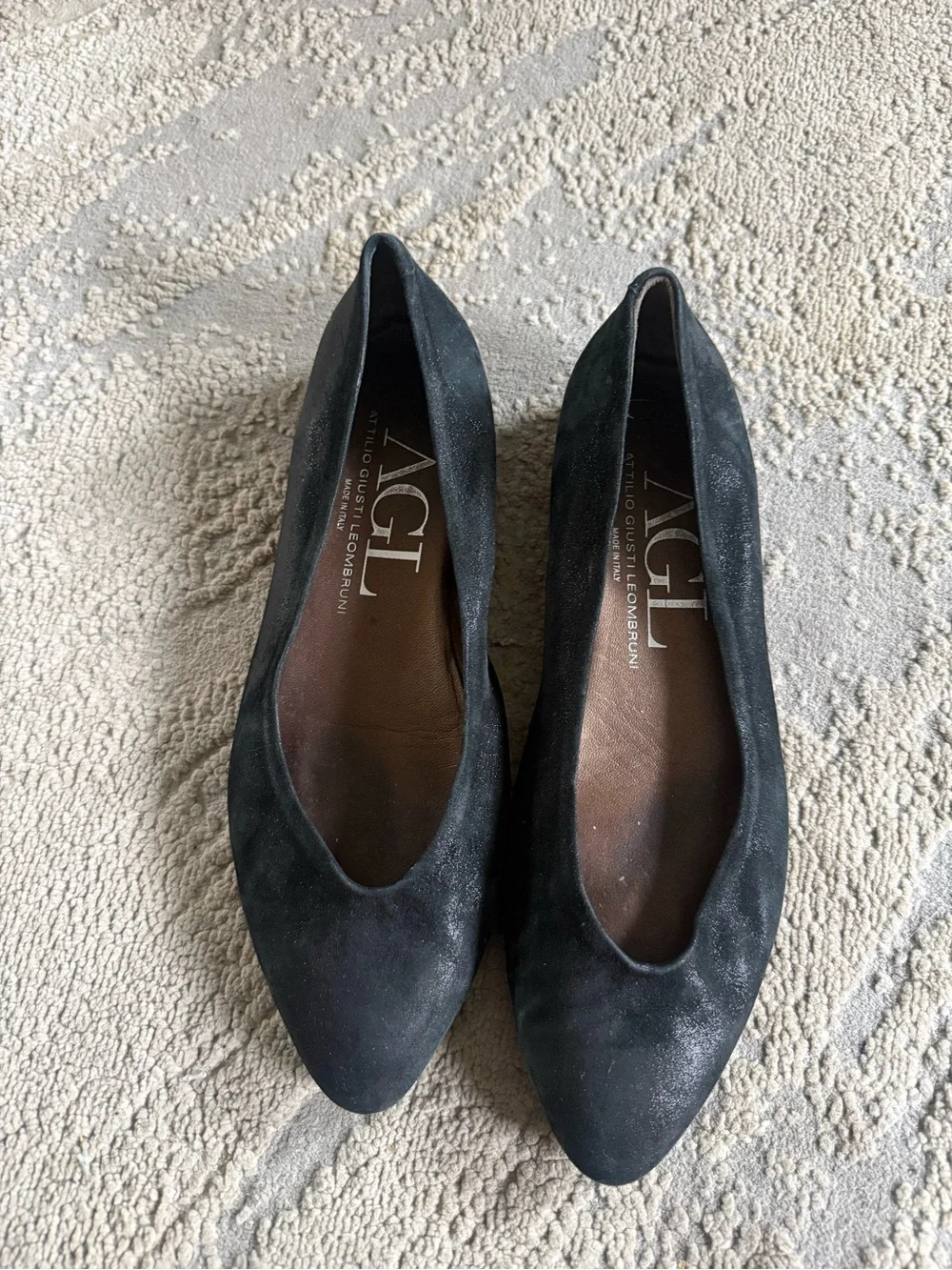 AGL Black Suede leather Pointed Ballet Flats almond toe shimmer 40 / 10